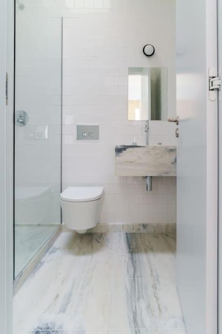Modern & Bright - Faro Mercado Apt 22 外观 照片