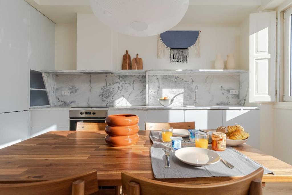 Modern & Bright - Faro Mercado Apt 22 外观 照片