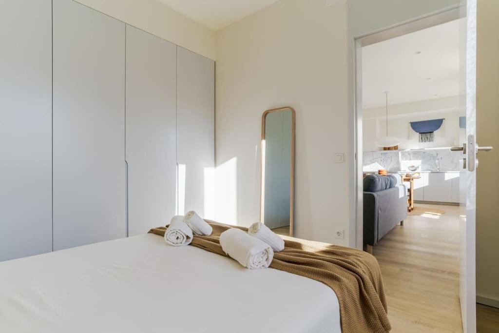 Modern & Bright - Faro Mercado Apt 22 外观 照片
